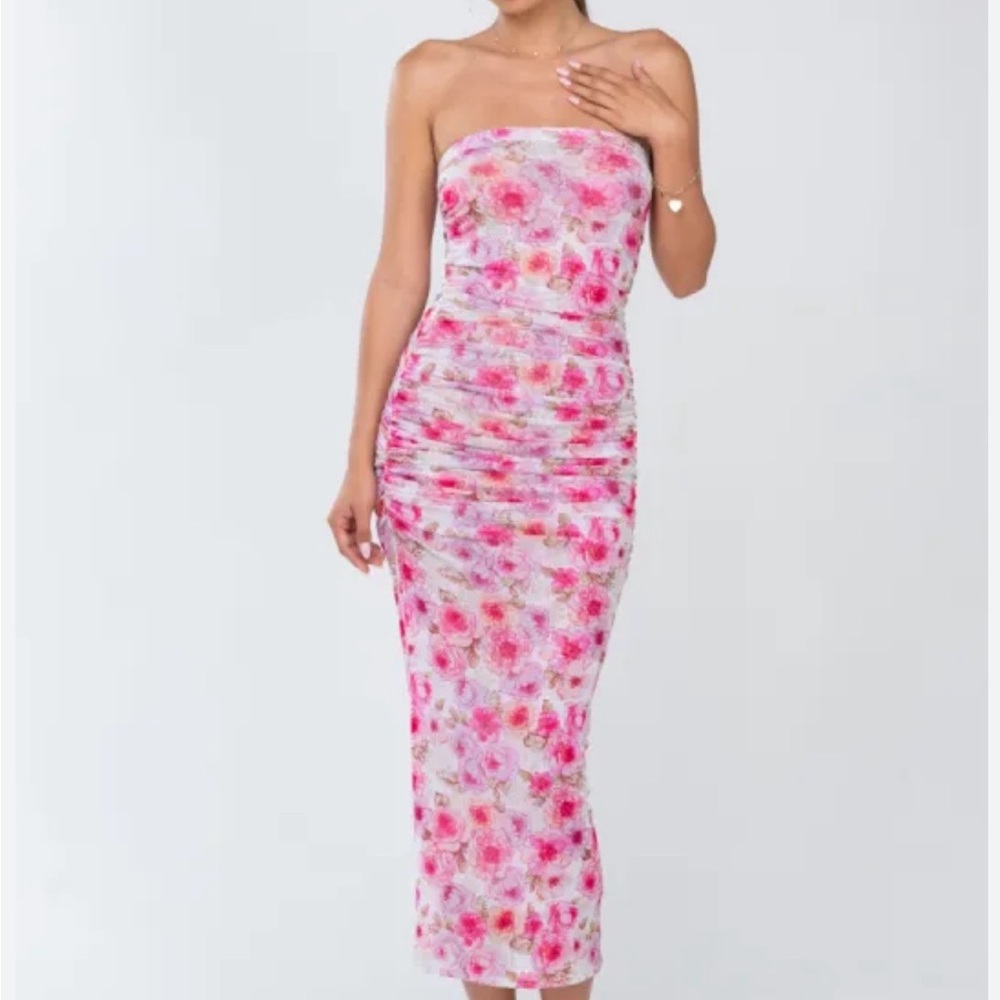 RESA Pink Floral Strapless Ruched Midi Dress